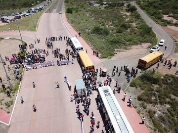 Protestan por desaparición de 3 hombres en centro turístico de Sonora