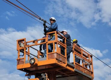 FOTOS: Así son los trabajos en la Línea A del Metro que presenta afectación en la catenaria