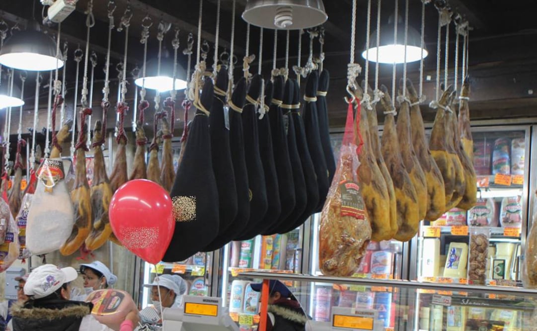 La dependencia alertó que el nuevo etiquetado podría crear barreras en cadenas de producción binacionales, en particular, a las exportaciones mexicanas de ganado de bovino en pie y carne de res y sus derivados. Foto: Archivo/El Universal