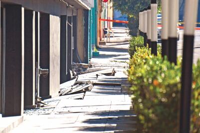 Multarán a propietarios de edificio que se hundió en Iztacalco