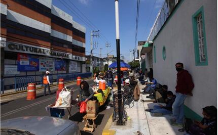 Miles de jóvenes realizan examen de ingreso a bachillerato