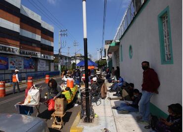 Miles de jóvenes realizan examen de ingreso a bachillerato