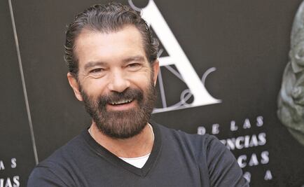 Antonio Banderas comparte foto con su hermano de hace 40 años