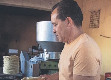 Tortillerías resienten escasez de agua