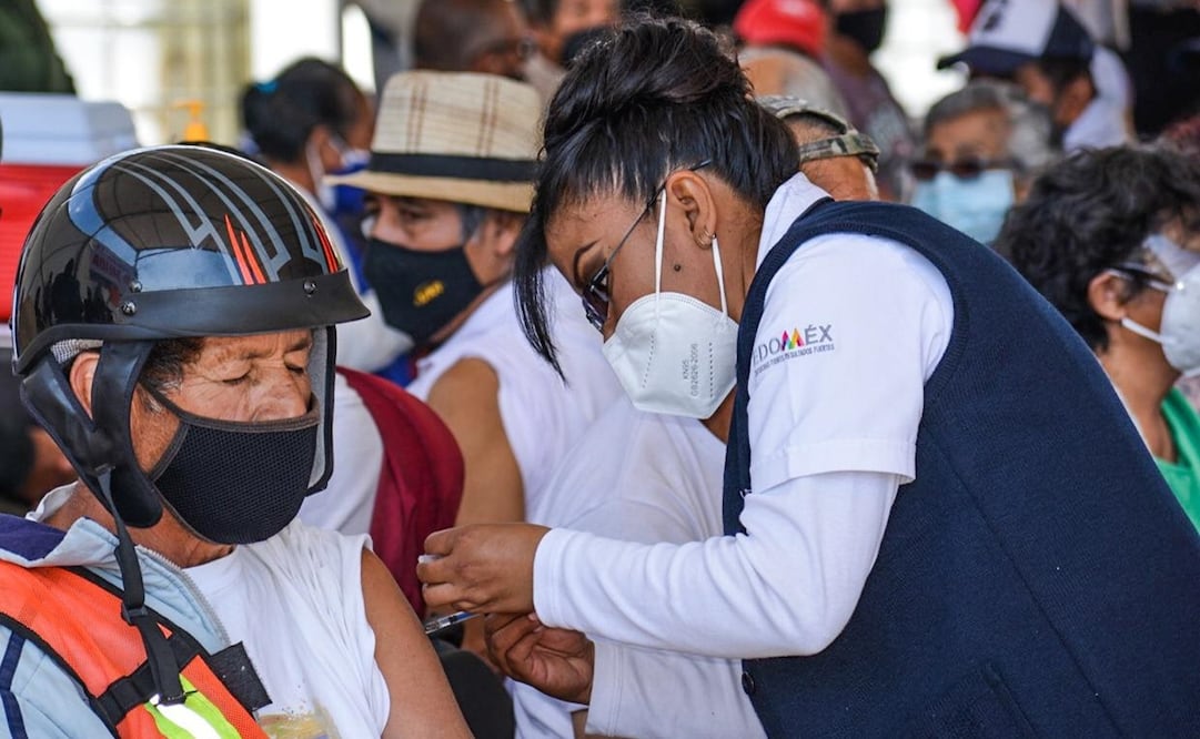 En Valle de Chalco solo se designó una sola sede para la inmunización de los adultos mayores de 60 años. Foto: Especial 