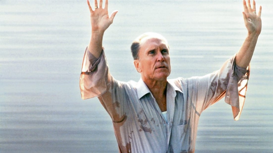 Escribió, dirigió y protagonizó El Apóstol (1997), película personal sobre un predicador conflictivo. Fotos: AP y cortesía