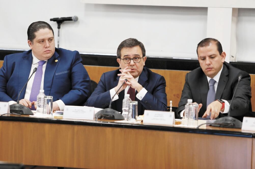 Ildefonso Guajardo, secretario de Economía (c), durante su comparecencia ante comisiones de diputados (AGUSTÍN SALINAS. EL UNIVERSAL)