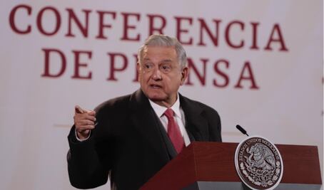 Destaca AMLO la buena relación con el embajador de EU, Ken Salazar