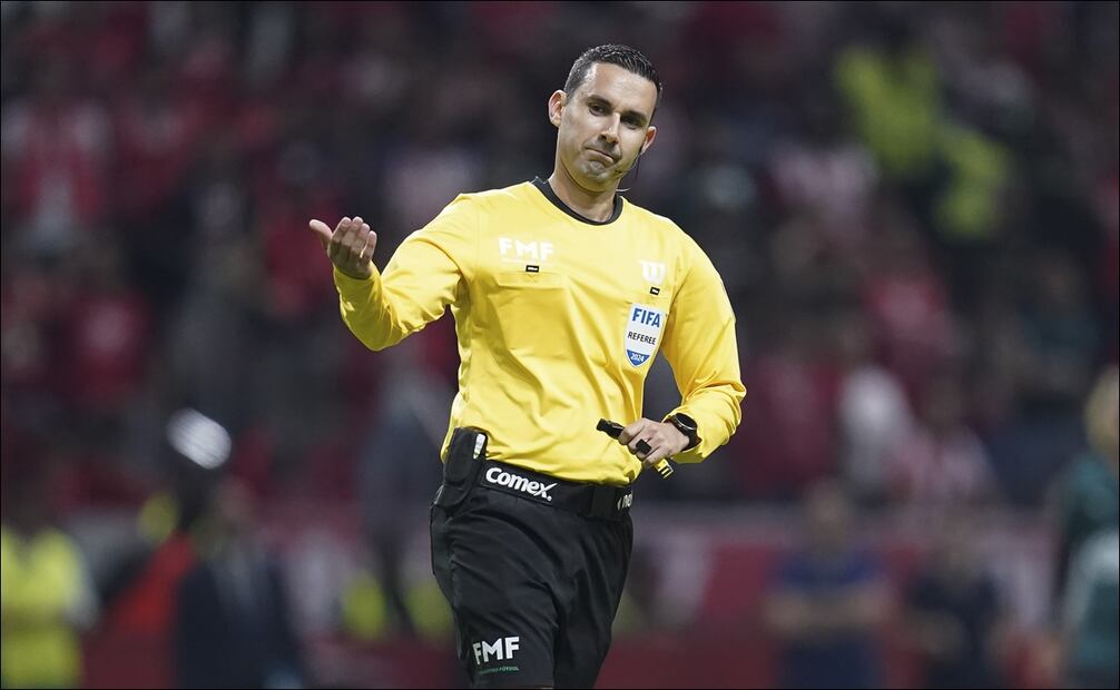 Árbitro mexicano se quedó sin final de la Liga MX, pero fue el elegido para asistir a la Copa América / FOTO: Imago7