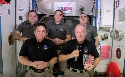 Astronautas de la Crew Dragon de SpaceX preparan su retorno a la Tierra