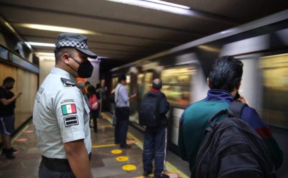 Un soldado en cada Metro te dio; crónica de un viaje (ida y vuelta) con la GN