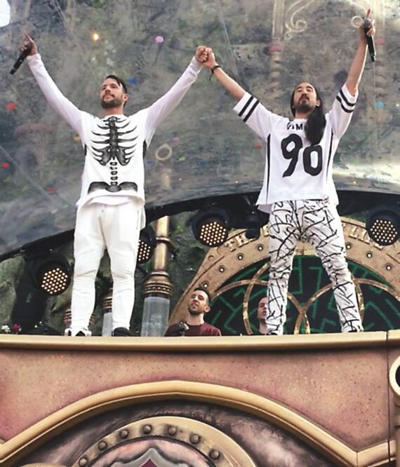 Don Diablo (izq.) y Aoki (der.) prendieron a los asistentes a Boom (TWITTER)