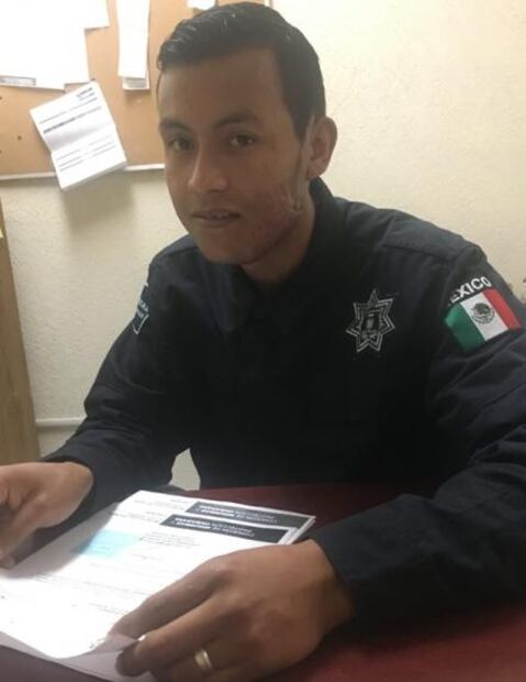 Le arrojaron ácido en 2017 pero volvió a la Policía