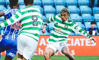 Julián Araujo sella victoria del Celtic con un agónico gol