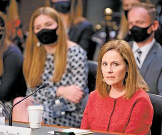 Jueza Barrett declara no ser hostil al Obamacare