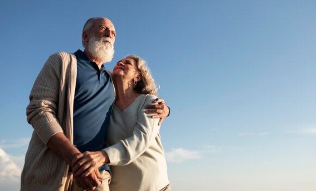 La jubilación es un proceso de transición que puede generar incertidumbre para muchas personas. Fuente: Freepik.