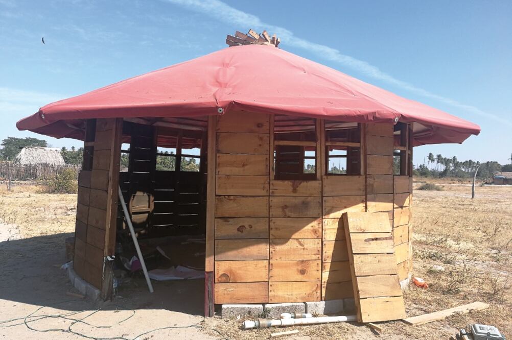 La organización Copevi asesora a más de 100 familias que perdieron sus casas, con propuestas alternativas de viviendas. (ROSELIA CHACA. EL UNIVERSAL)