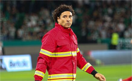 Guillermo Ochoa suma un mes sin jugar en Portugal; el arquero mexicano se encuentra en un mal momento