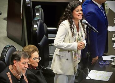 La entrega se convierte en un mitin político