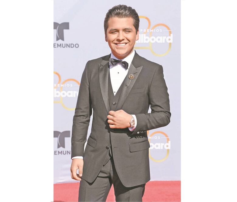 El cantante de 20 años ya tiene un Latin Grammy. Foto/TELEMUNDO