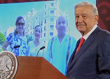 "Lo invitó a formar un partido": AMLO exhibe encuentro de Sandra Cuevas, Felipe Calderón y Margarita Zavala en España