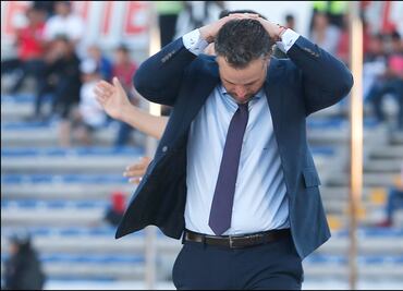 Antonio Carlos Santos llama mediocre a Rafa Puente Jr