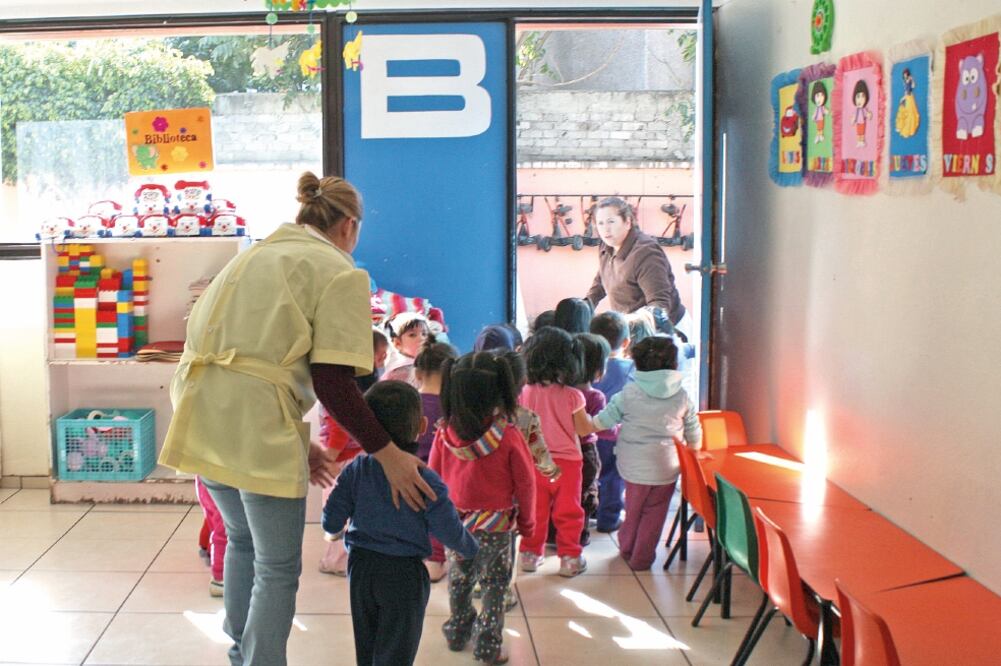 Reglamento. Usar el programa de guarderías con fines de lucro es una de las causales de baja, dice Sedesol (ARCHIVO. EL UNIVERSAL)