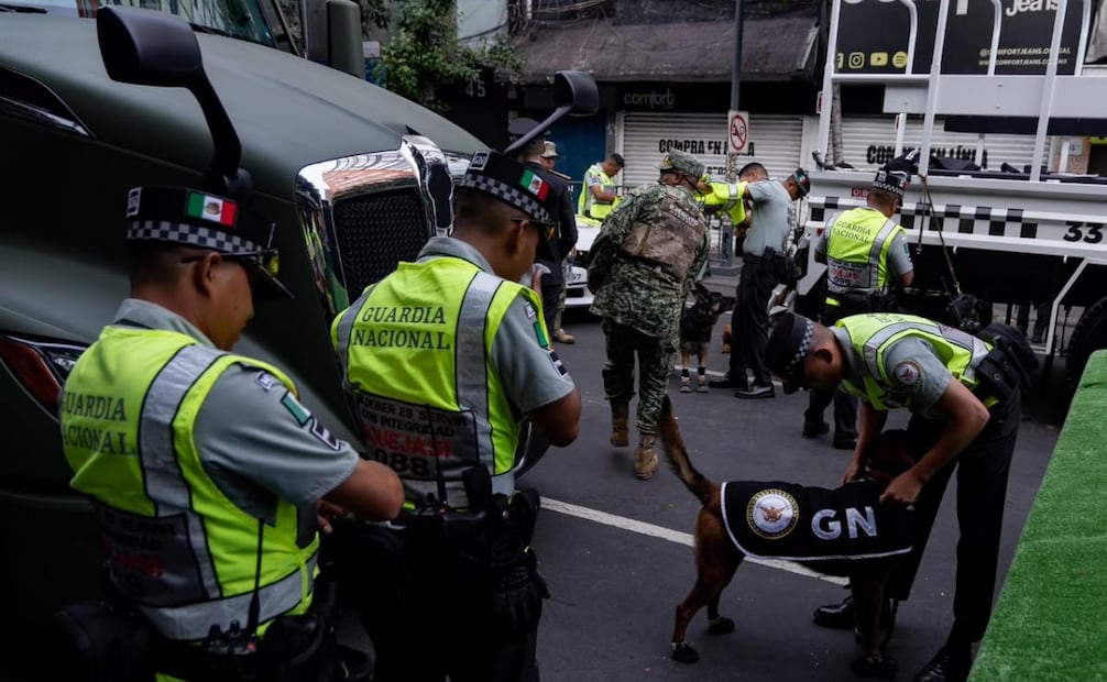 Aspectos de los preparativos del Desfile Cívico Militar, en las calles del Centro Histórico de la Ciudad de México, este 16 de septiembre de 2026. Foto Hugo Salvador/ EL UNIVERSAL