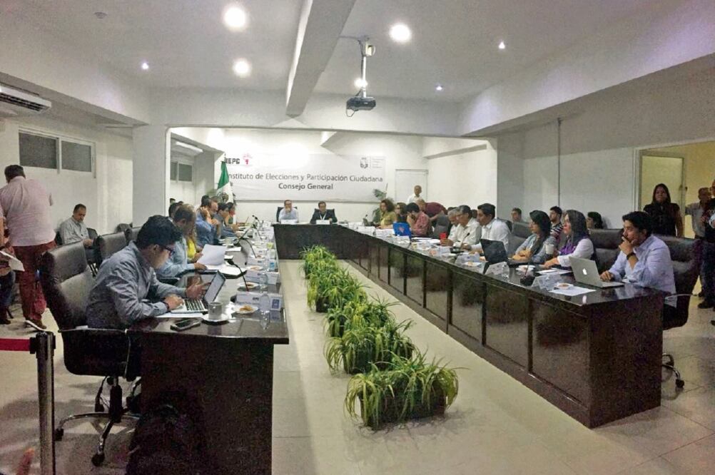 Descontento. El PVEM y los dos partidos locales que postulan a Cal y Mayor interpusieron un juicio de inconformidad ante el órgano electoral. Foto: ALEJANDRA CHÁVEZ. EL UNIVERSAL