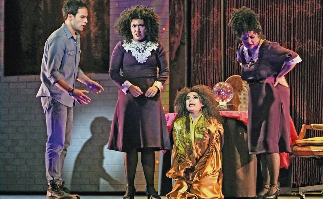 En Ghost, la sombra del amor, sus protagonistas hacen que el cine se viva sobre el escenario. Foto: OCESA.