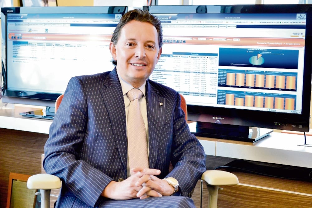 Recorte. Carlos Rojo, director general de Interacciones, afirma que habrá gente que por duplicidad tendrá que salir tras la fusión con Banorte (ARCHIVO EL UNIVERSAL)