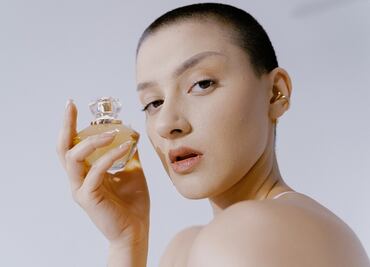 Perfumes de mujer con aroma irresistible para el otoño