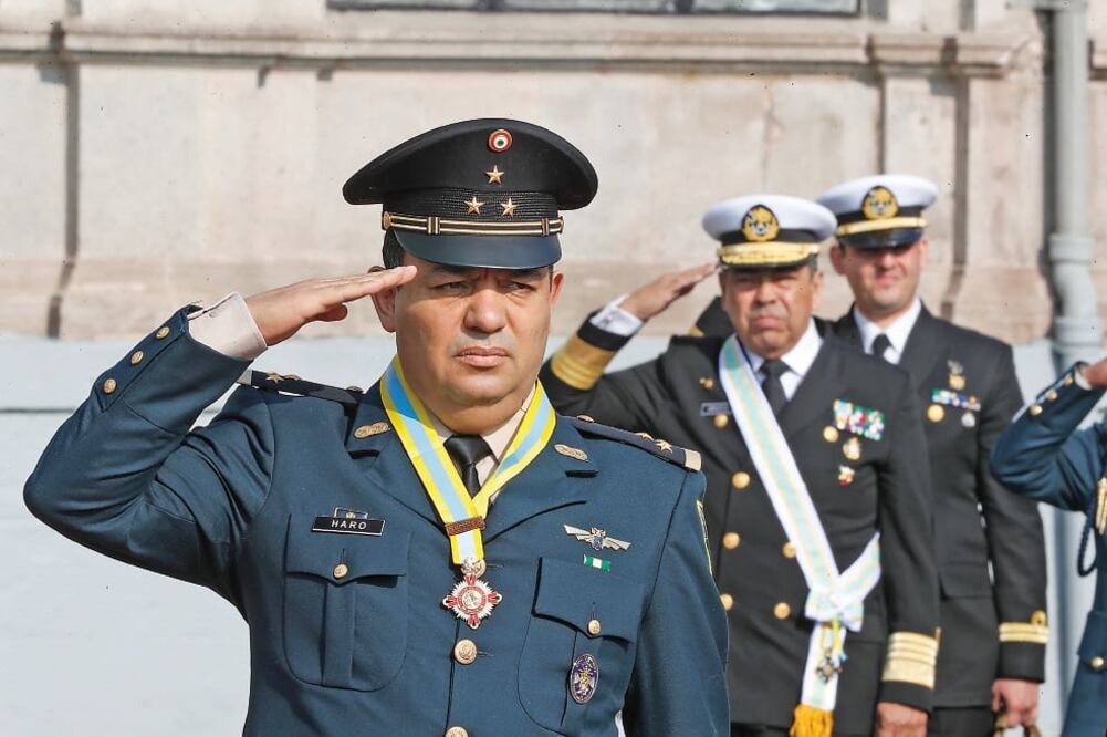 Reconocimiento. Elementos militares fueron reconocidos con la entrega de condecoraciones de la Legión de Honor y el Mérito Facultativo, Docente y Técnico (LUIS CÓRTES. EL UNIVERSAL)
