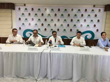 Pagarán $1,181 por nuevas placas y licencia en Q. Roo