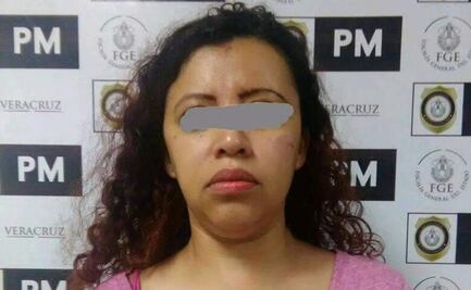 Ex funcionaria de Veracruz es detenida por ocultamiento de 13 cuerpos 