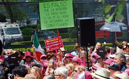 "No tenían claro por qué se manifestaban”, dice AMLO tras protesta en el INE contra sobrerrepresentación