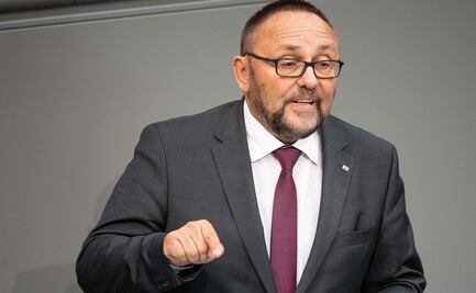 Hieren a diputado de extrema derecha de Alemania en ataque político