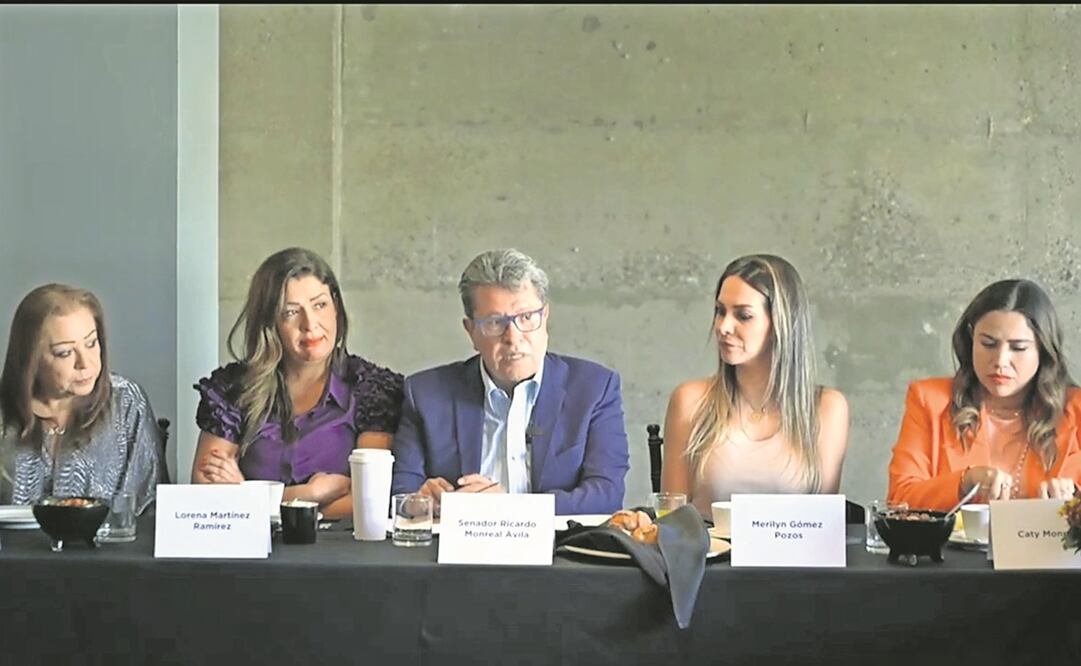  En Guadalajara, Ricardo Monreal se reunió con colectivos de mujeres y empresarias para la presentación de su libro El Acceso de las Mujeres a la Justicia. Foto: Tomada de video