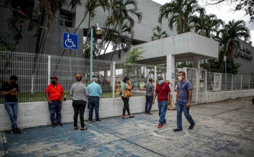 La historia de un hospital que tenía ventiladores pero no medicinas para pacientes Covid; varios murieron