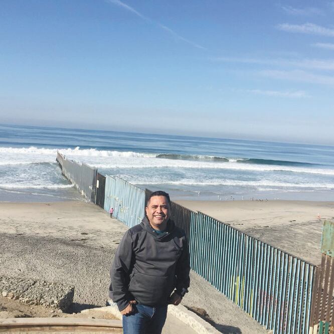 El litigante Marco Iván Gloria fue asesinado en el estacionamiento de un centro comercial el pasado 3 de octubre. ESPECIAL