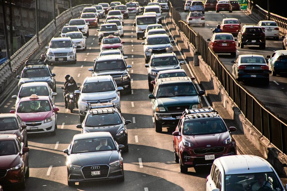 El secretario precisó que actualmente se hace uso del programa vigente de fotocívicas, con sanciones cívicas para placas. (Foto: ARCHIVO/ EL UNIVERSAL)