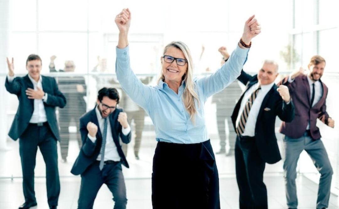 Construyendo un diálogo interno positivo. Fuente: Freepik.