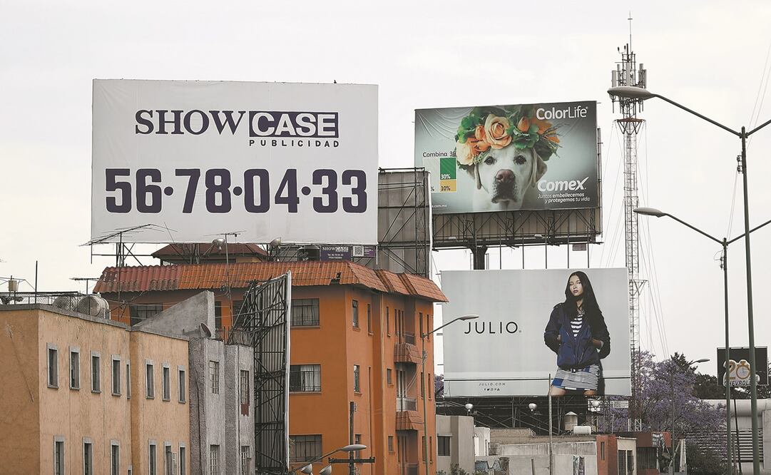 Empresas de publicidad exterior alertaron que el sector está en riesgo de desaparecer. Foto: Archivo/ EL UNIVERSAL.