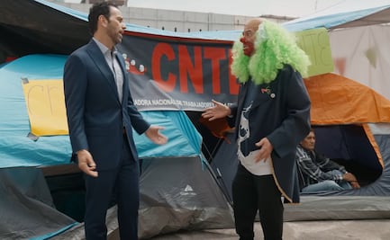 Brozo y Loret visitan el "tianguis del bienestar"; incluye plantón de la CNTE y figura de MrBeast