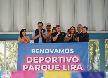 Mauricio Tabe entrega remodelación del Deportivo Parque Lira; “Los espacios públicos deben ser de primera y no de cuarta”, dice