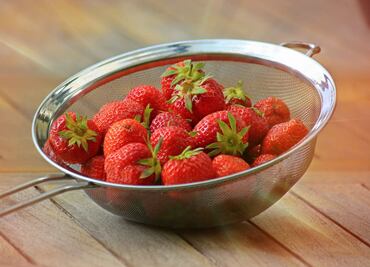 Así debes limpiar las fresas para evitar enfermedades