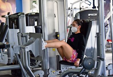 La actividad física dos veces por semana reduciría la probabilidad de padecer cáncer o fallecer por éste