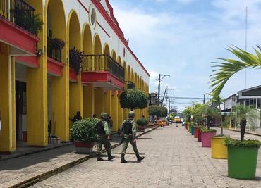 Matan a balazos a dos hombres en tienda de abarrotes de Tuxtepec