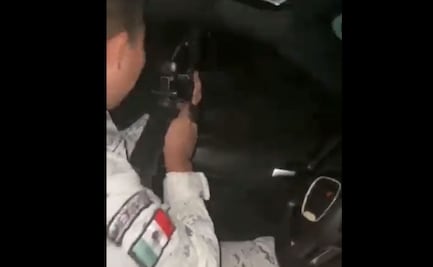 VIDEO. Presunto elemento de la Guardia Nacional hace disparos al aire desde auto; abren investigación  