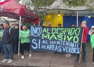 Manifestantes exigen restitución de estímulos fiscales para áreas verdes de CDMX; denuncian despidos masivos de personal de limpieza